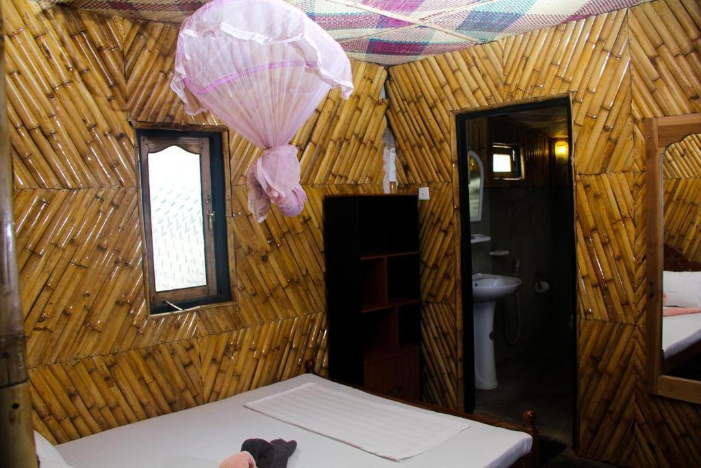 Scoop Cabana Kitesurfing 칼피티야 외부 사진